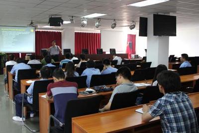 華清弘官方微信正式開通，打造企業管理咨詢一站式服務平臺